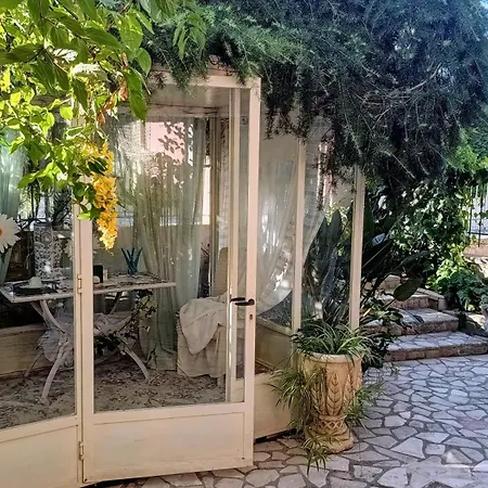 Relais L'eucalipto Bed & Breakfast