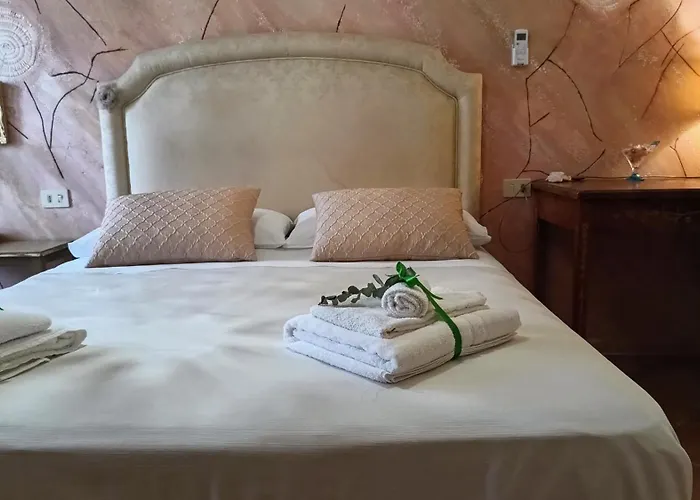 Relais L'eucalipto Bed & Breakfast SantʼAgata deʼ Goti